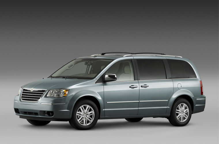 2010 Chrysler Town & Country Limited Picture / Pic / Image